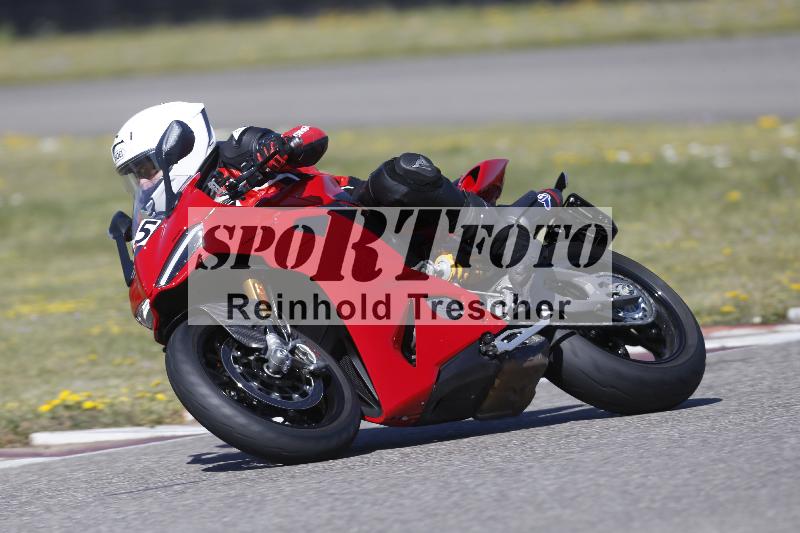 /05 07.04.2026 Cornu Master School ADR/Gruppe rot/25